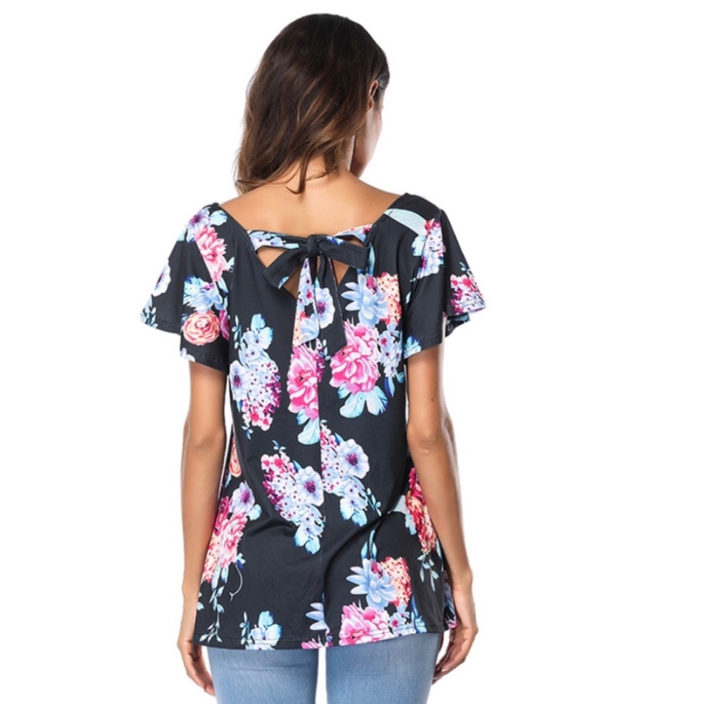 ☀️SOLD☀️NWT Black Floral Blouse from Blanca Line - Picture 3 of 5